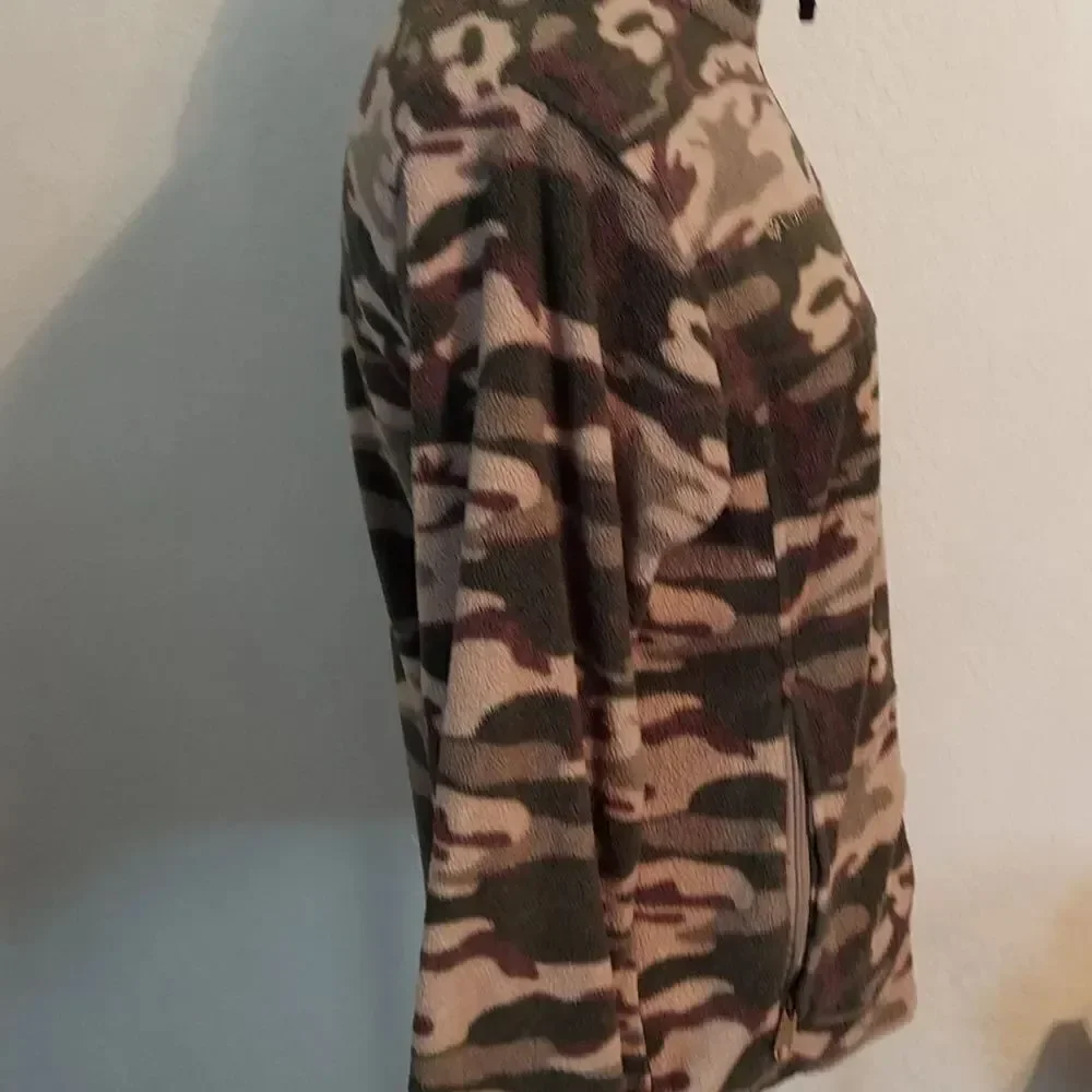 Columbia Fleece Camouflage Zip Up Jacket 14-16